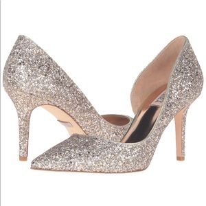 Badgley Mischka women’s daisy dress pumps